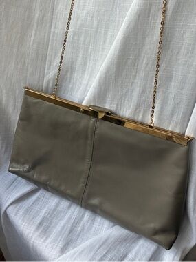 Vintage Etra Genuine Leather Purse with Gold Trim & Chain Strap
